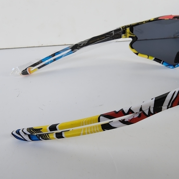 NWT Black Multicolor Full Coverage Sport Sunglasses - Picture 4 of 11